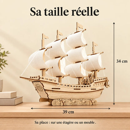 Il Grande Veliero dalle Vele Bianche su un mobile, dimensioni 39 × 10 × 34 cm