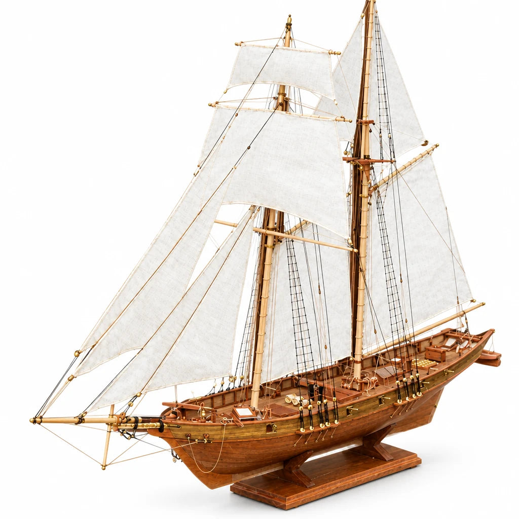 Segelyacht Harco von NOOKO, aufgebaut, auf weißem Hintergrund