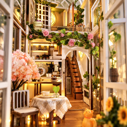 Vue immersive de l'intérieur du Jardin de Café sur deux niveaux