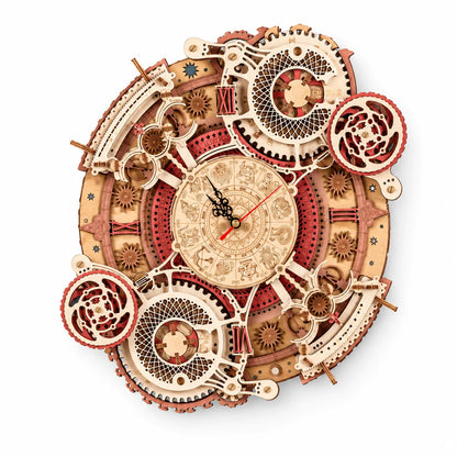 Steampunk-Wanduhr von NOOKO, aufgebaut, auf weißem Hintergrund