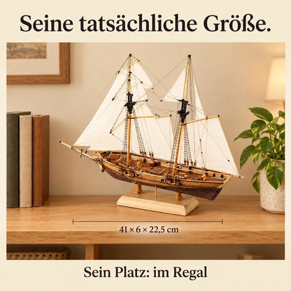 Segelschiff New Port im Regal